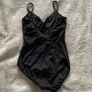 Black floral lace-back leotard